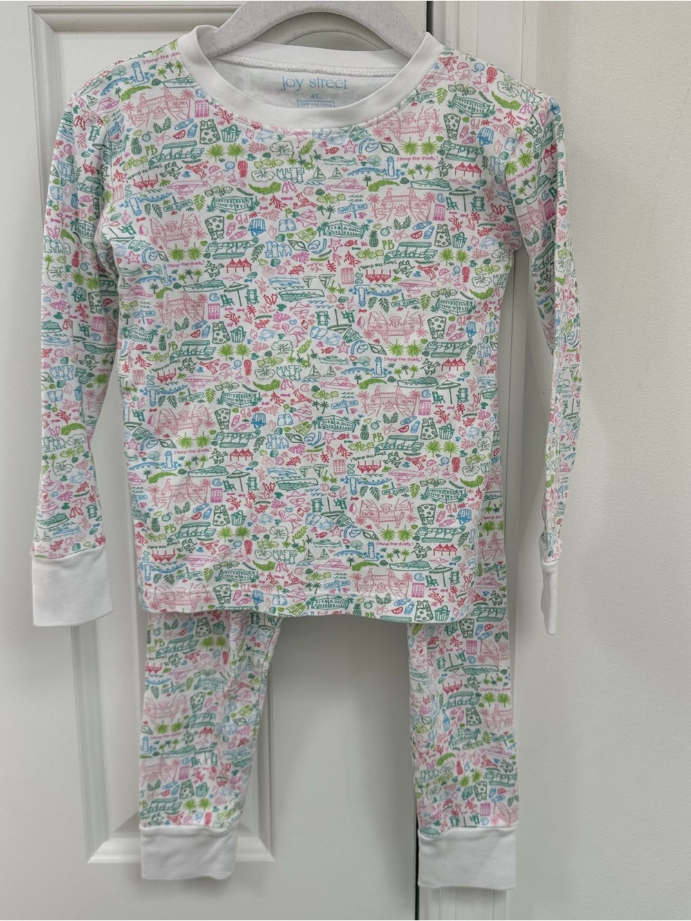 Joy Street beach pjs 4T EUC